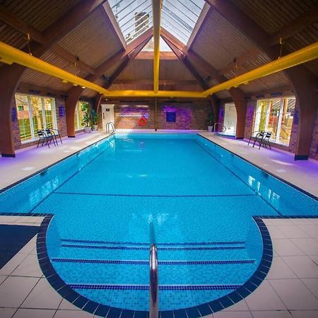Atholl Apartment - A Unique Apartment In Countryside Park With Wifi And Access To Pool And Bar Perth Exteriör bild