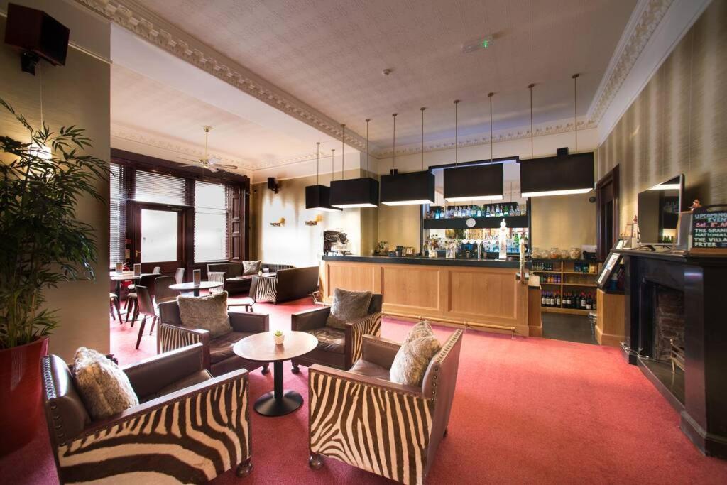 Atholl Apartment - A Unique Apartment In Countryside Park With Wifi And Access To Pool And Bar Perth Exteriör bild