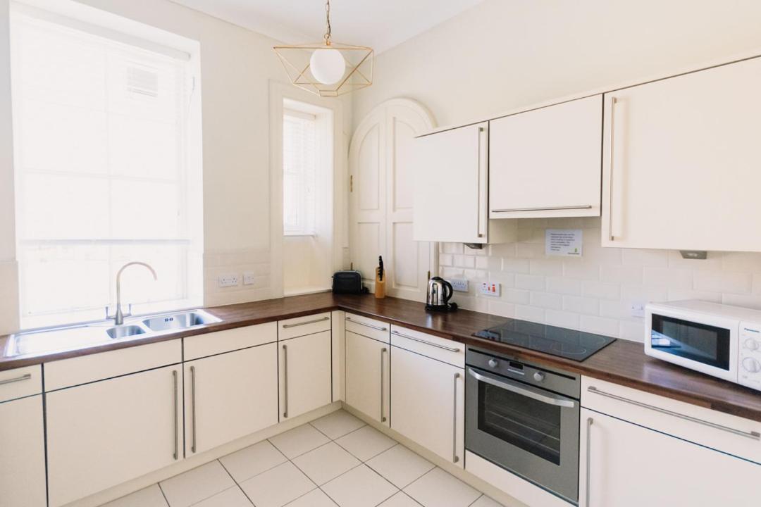 Atholl Apartment - A Unique Apartment In Countryside Park With Wifi And Access To Pool And Bar Perth Exteriör bild